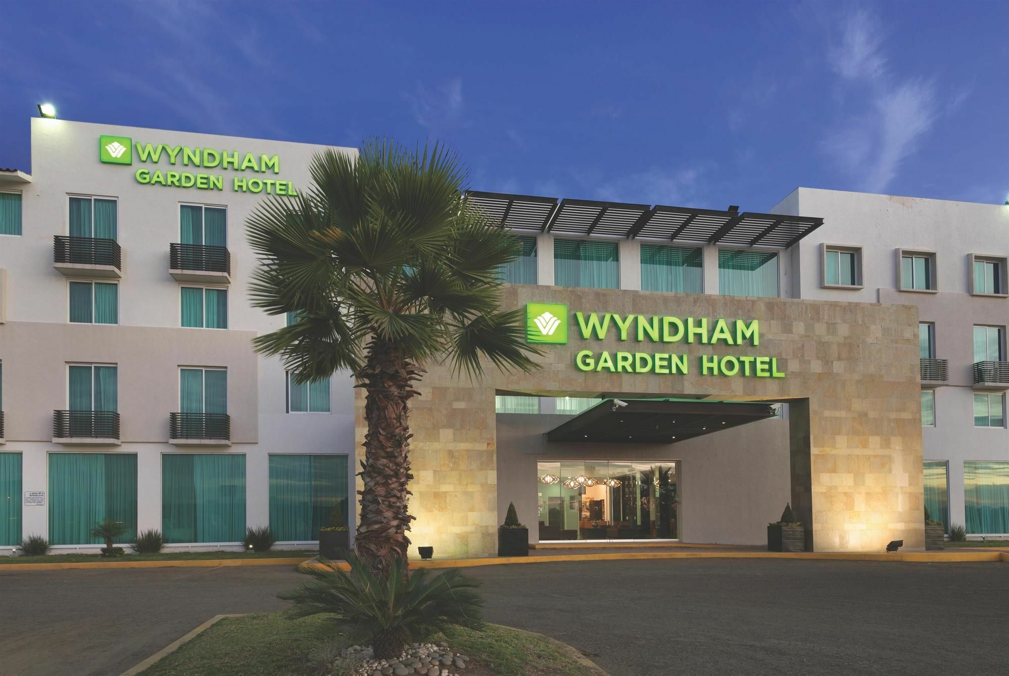 Wyndham Garden Silao Bajio Aeropuerto Ξενοδοχείο Εξωτερικό φωτογραφία